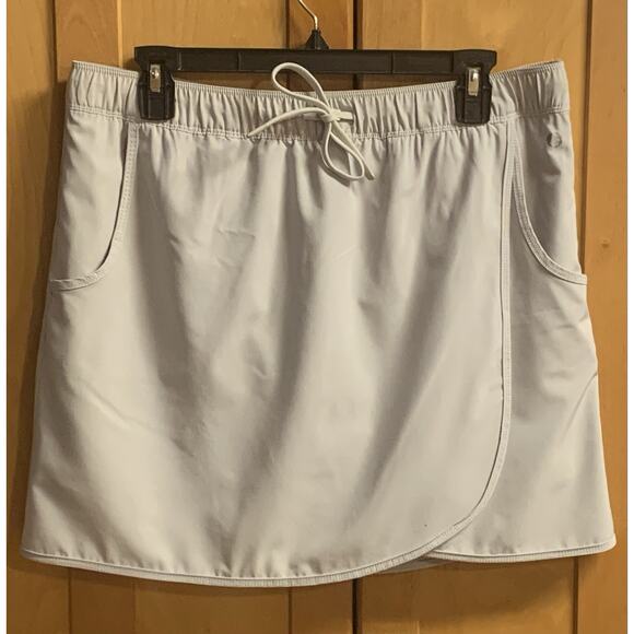 The American Outdoorsman for Women Grey XL Skort with Elastic and Drawstring - Picture 2 of 7